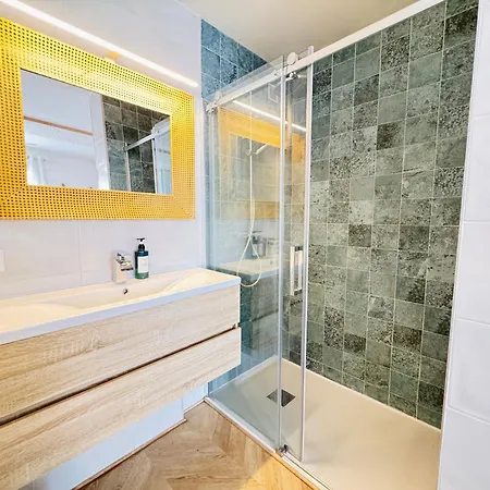 Apartamento Eden Face à La - Traversant - Wifi - Parking - 2 Et 2 Sdb - Sudséjourconciergerie *